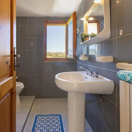 Casa Pisaro Lu Bagnu Apartment