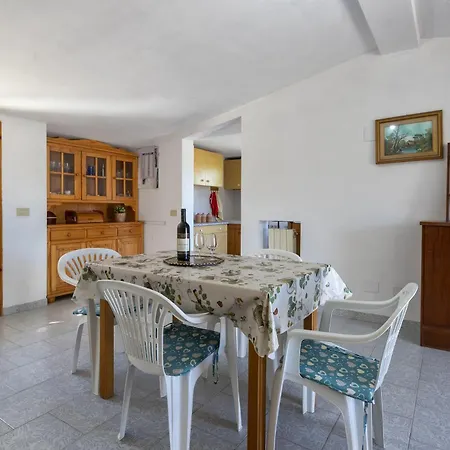 Apartment Casa Pisaro Lu Bagnu *